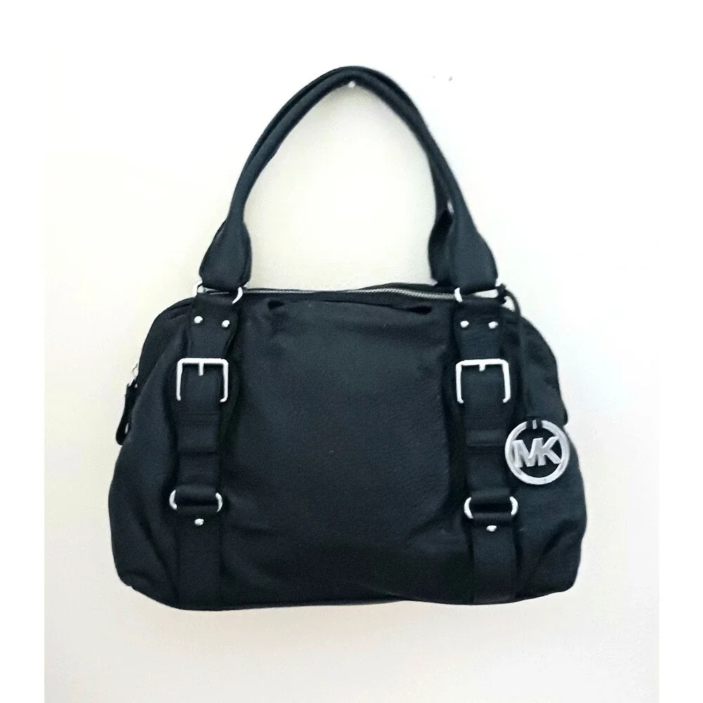 NWT Michael Kors Lattington Blk Pebbled Leather Lg Satchel Silver Hardware